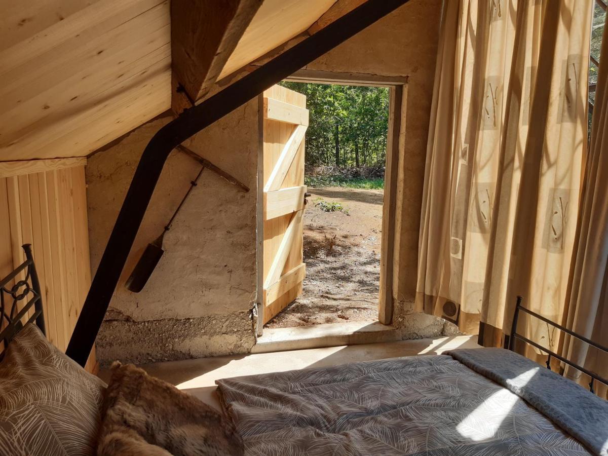 Natuurslaapkamer De Zaadeest Boskamer Lomm Exterior foto