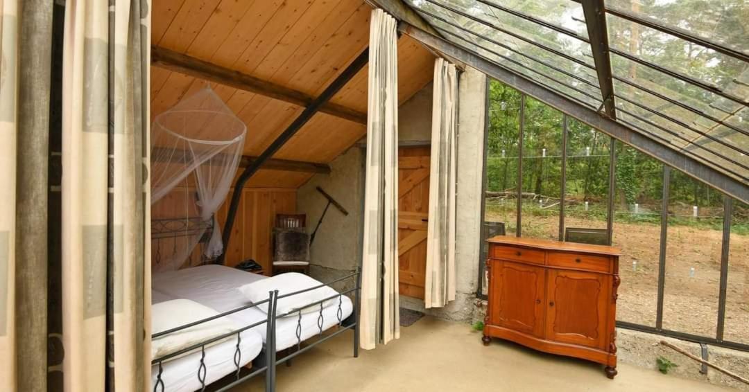 Natuurslaapkamer De Zaadeest Boskamer Lomm Exterior foto